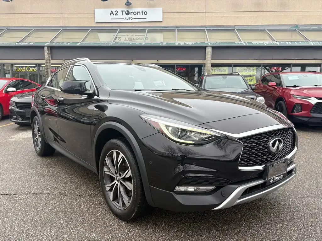 Infiniti Qx30 2017 photo 2