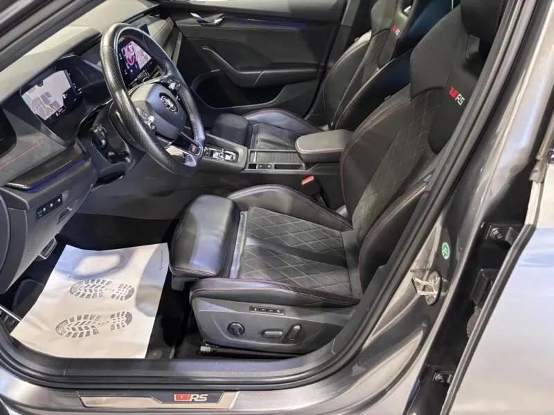 Skoda Octavia 2024 photo 3