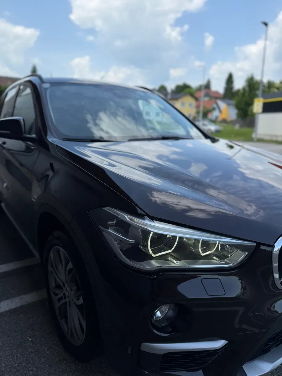 BMW X1 2015 photo 2