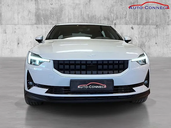 Polestar 2 2021 photo 2