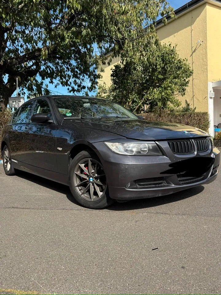 BMW E90