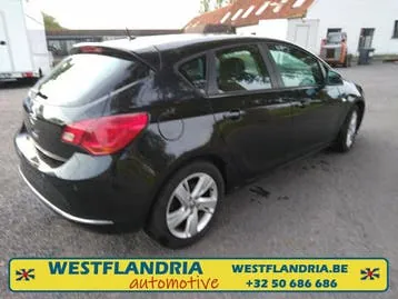 Opel Astra 2013 photo 2