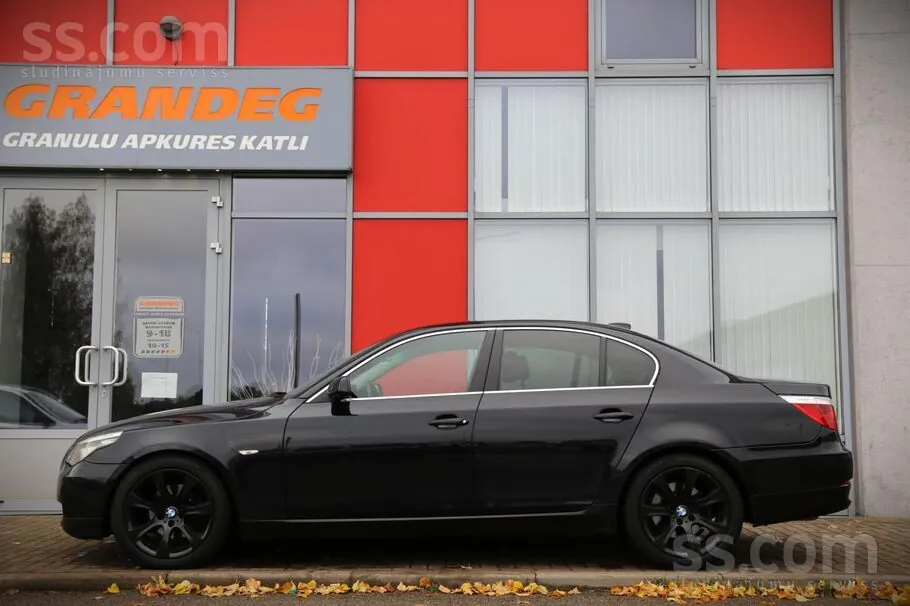 BMW 525 2007 photo 2