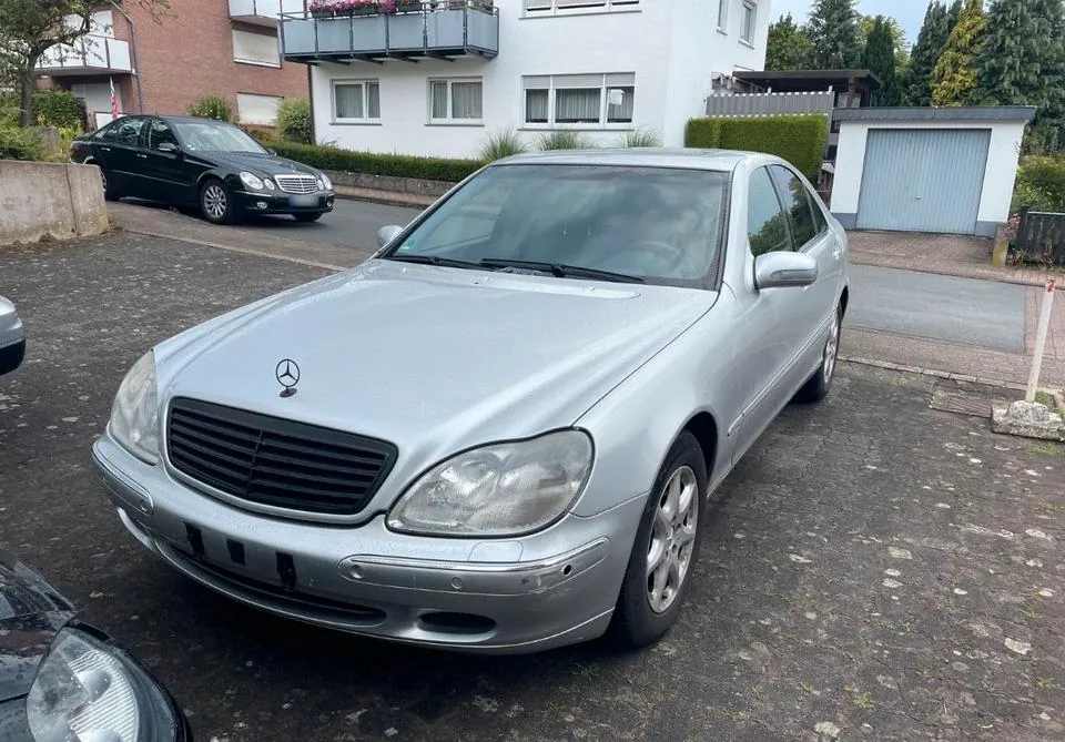Mercedes-Benz S320
