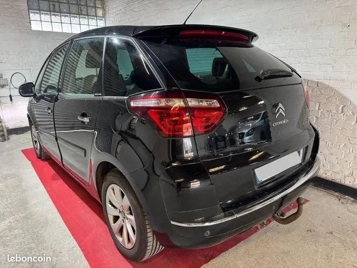 Citroen C4 Picasso 2011 photo 4