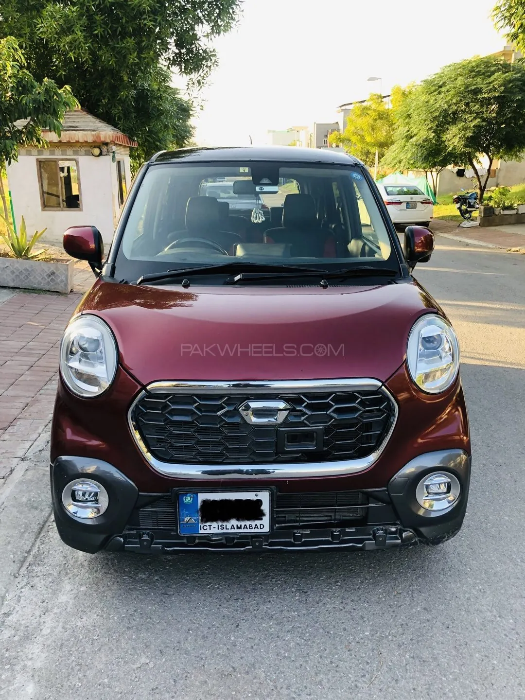 Daihatsu Cast