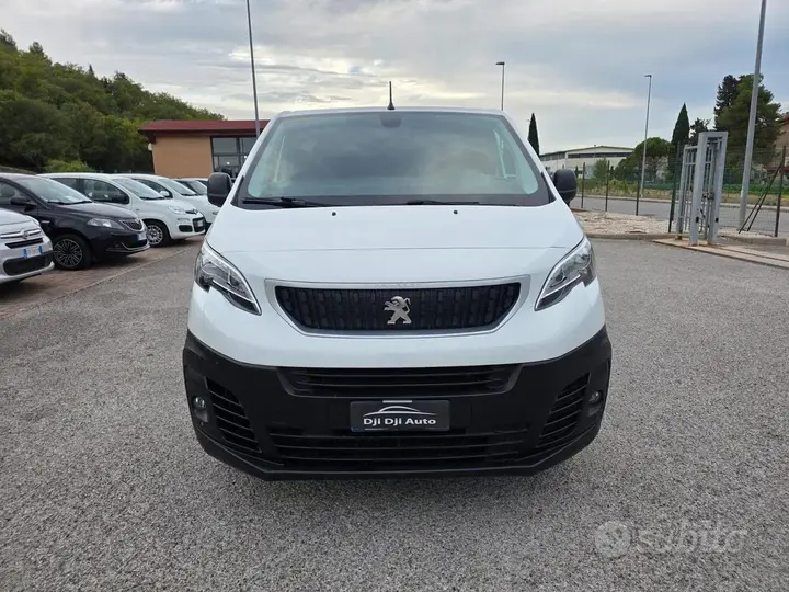 Peugeot Expert 2021 photo 2