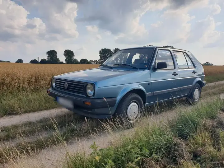 Volkswagen Golf 2