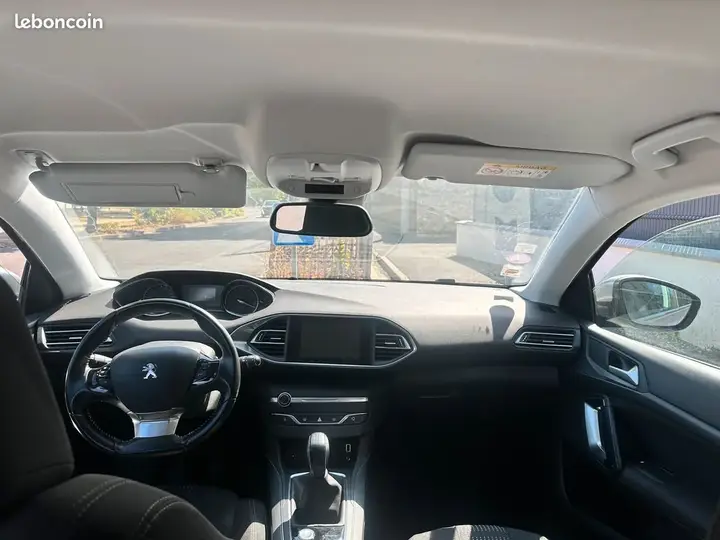 Peugeot 308 2017 photo 5