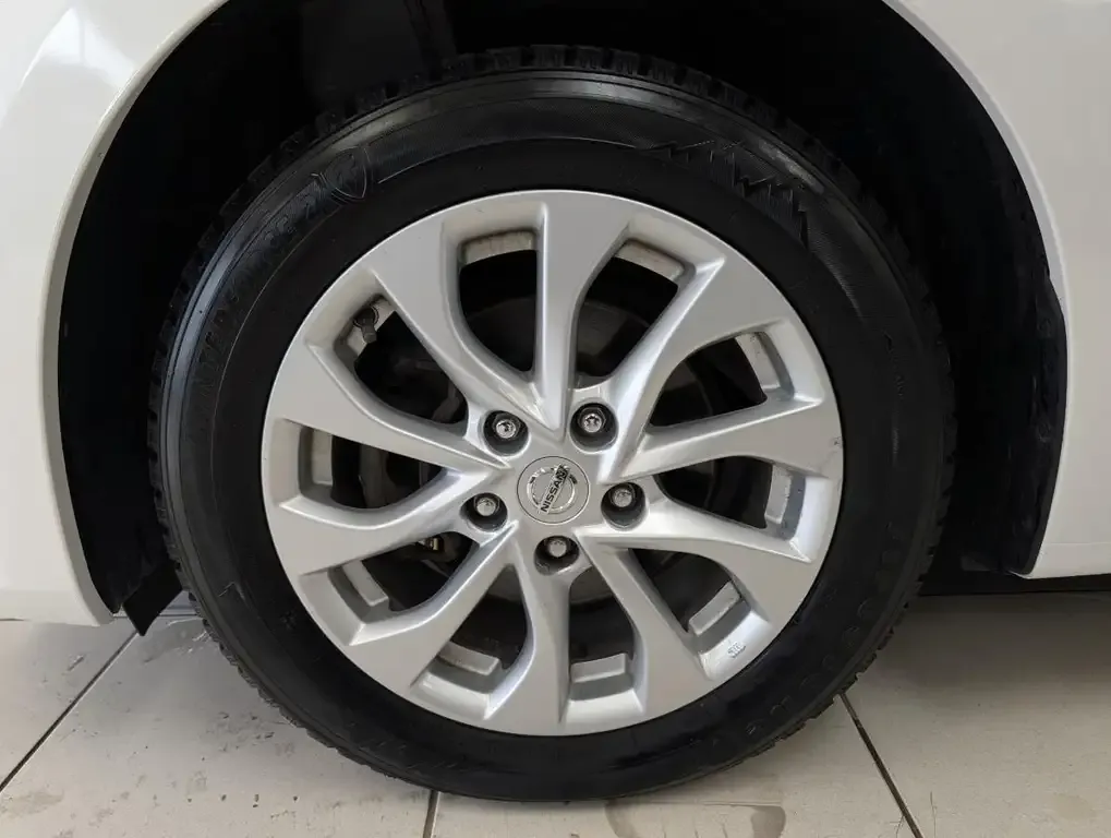 Nissan Sentra 2018 photo 4