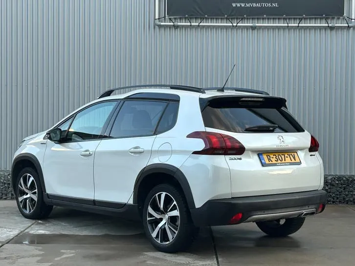 Peugeot 2008 2016 photo 3