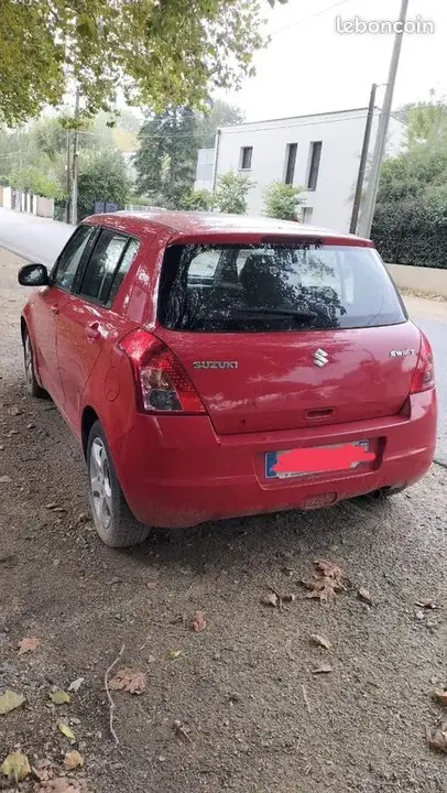 Suzuki Swift 2010 photo 2
