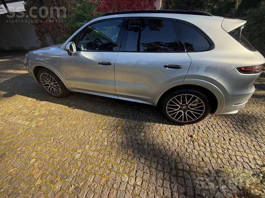 Porsche Cayenne 2020 photo 2