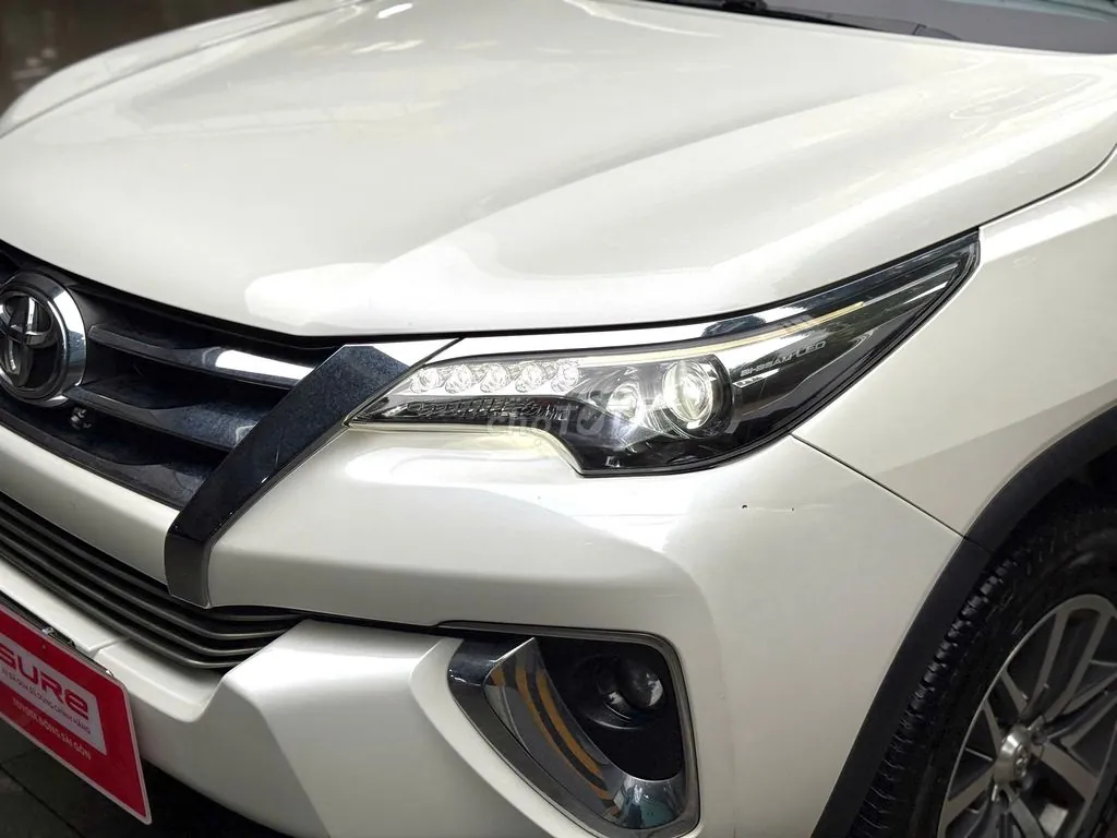 Toyota Fortuner 2018 photo 4