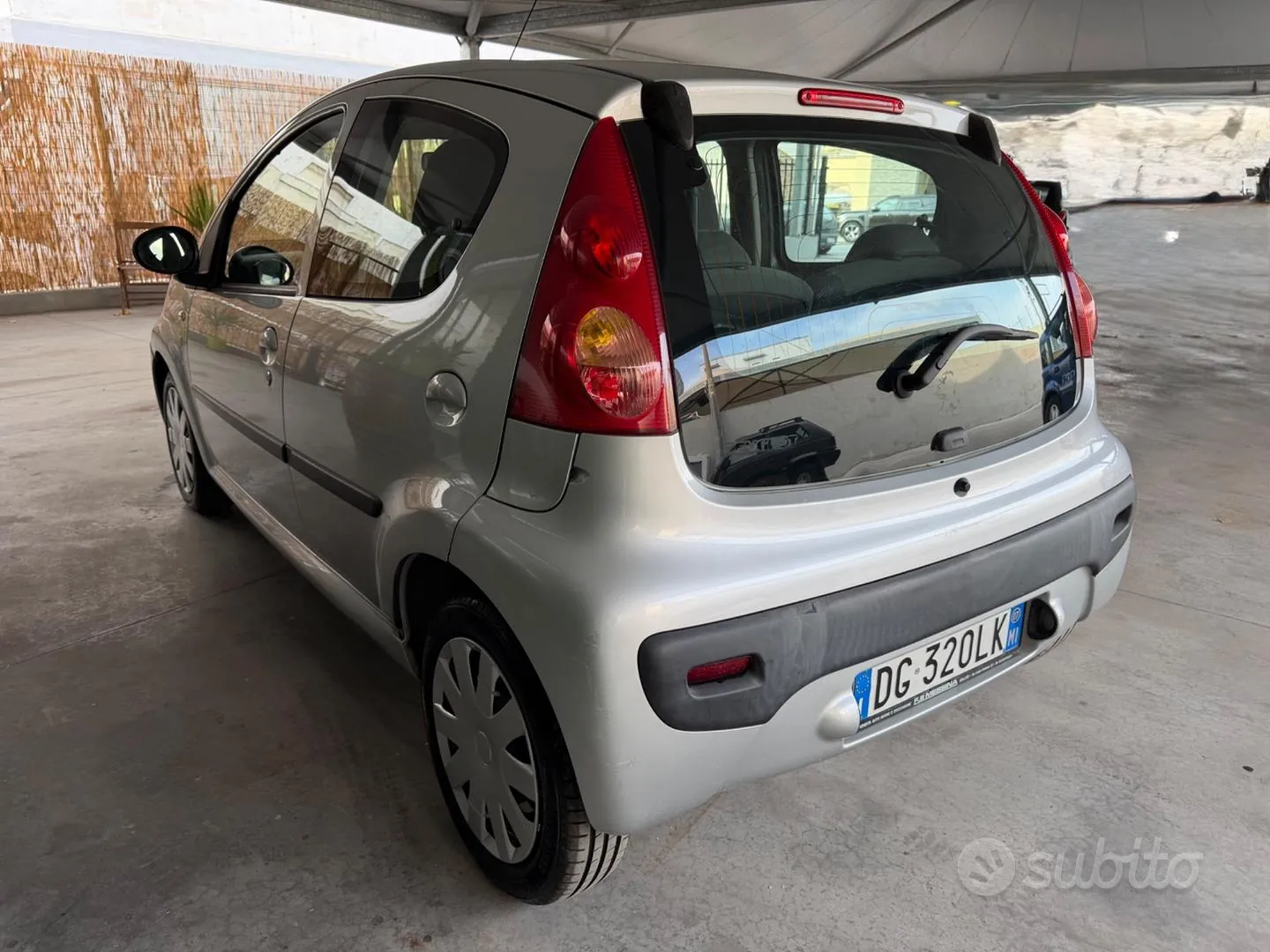 Peugeot 107 2007 photo 4