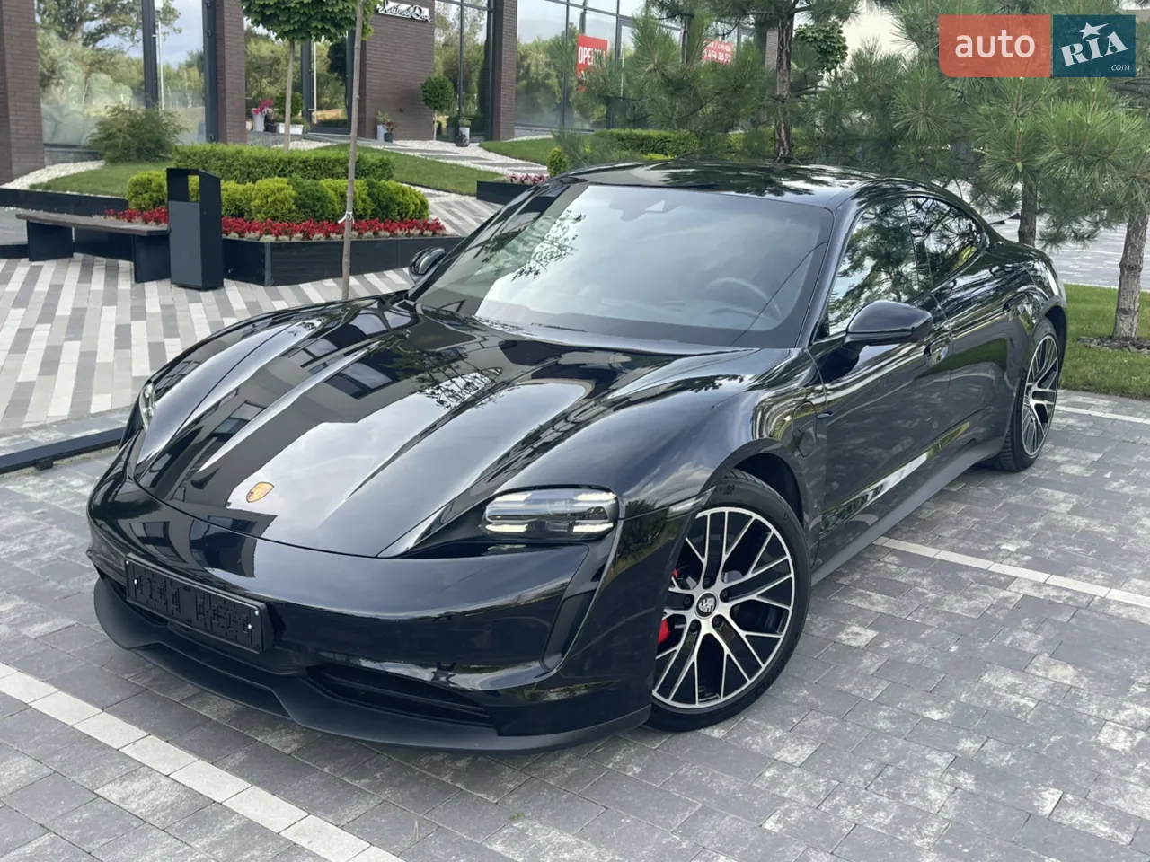 Porsche Taycan 2021 photo 5