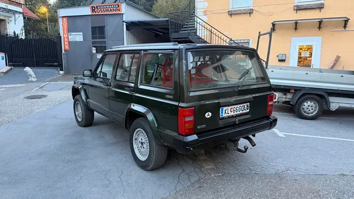 Jeep Cherokee 1996 photo 2
