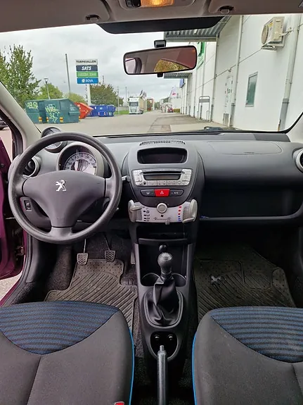 Peugeot 107 2013 photo 5