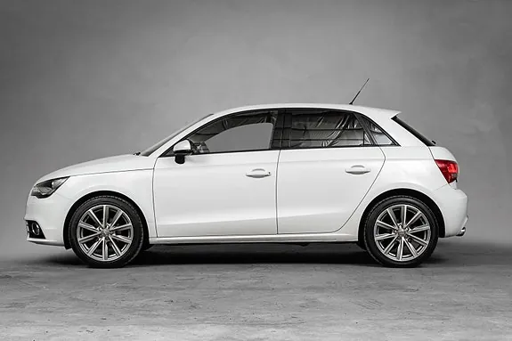 Audi A1 2014 photo 2