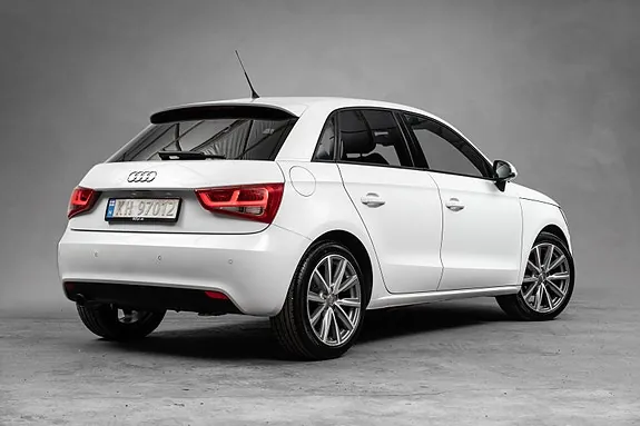 Audi A1 2014 photo 3