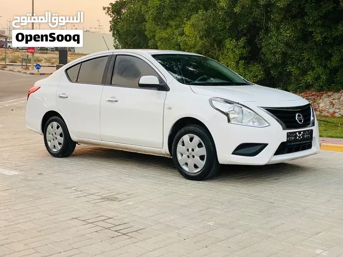 Nissan Sunny 2022 photo 3