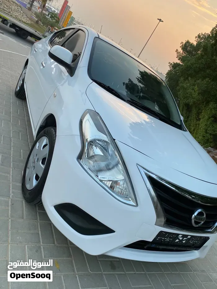 Nissan Sunny 2022 photo 2