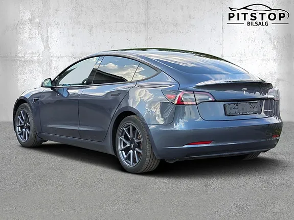 Tesla Model 3 2021 photo 4