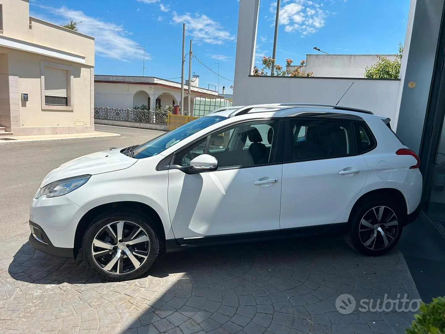 Peugeot 2008 2016 photo 4