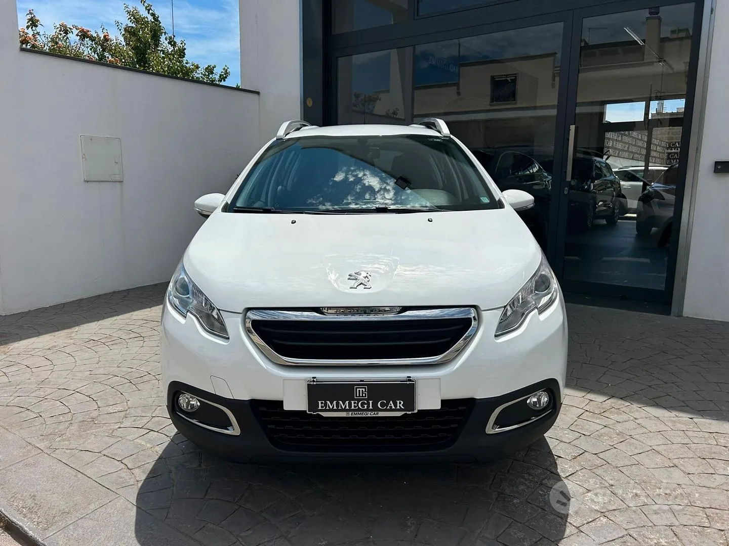 Peugeot 2008 2016 photo 2