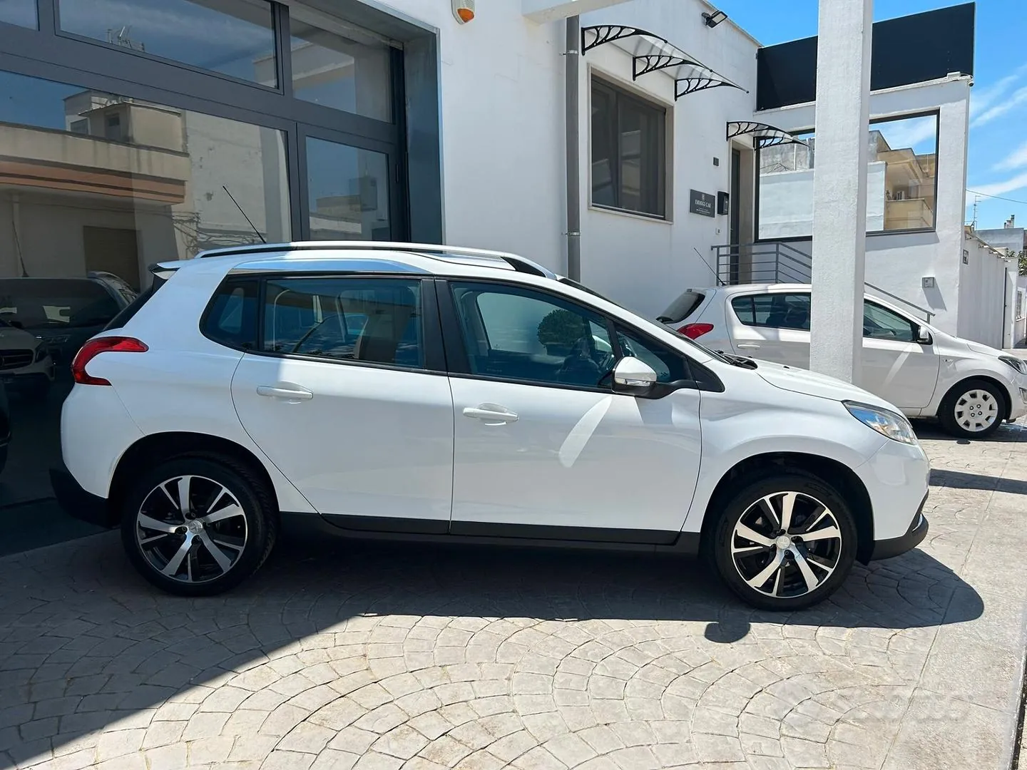 Peugeot 2008 2016 photo 5