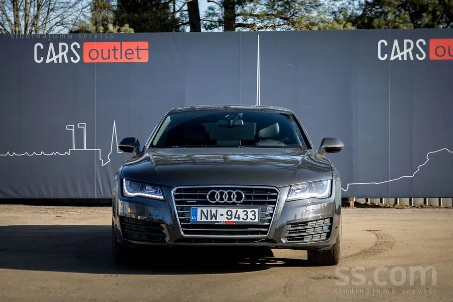 Audi A7 2010 photo 2