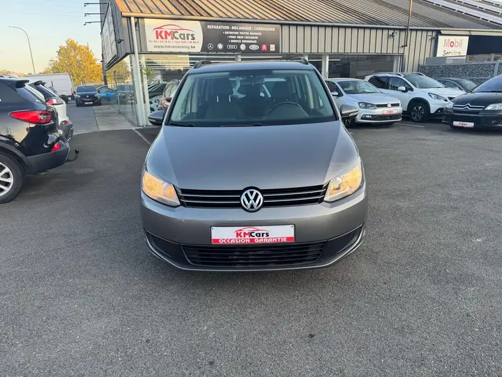 Volkswagen Touran 2011 photo 5