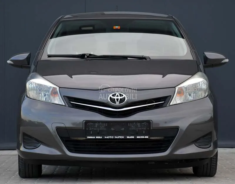 Toyota Yaris 2011 photo 5