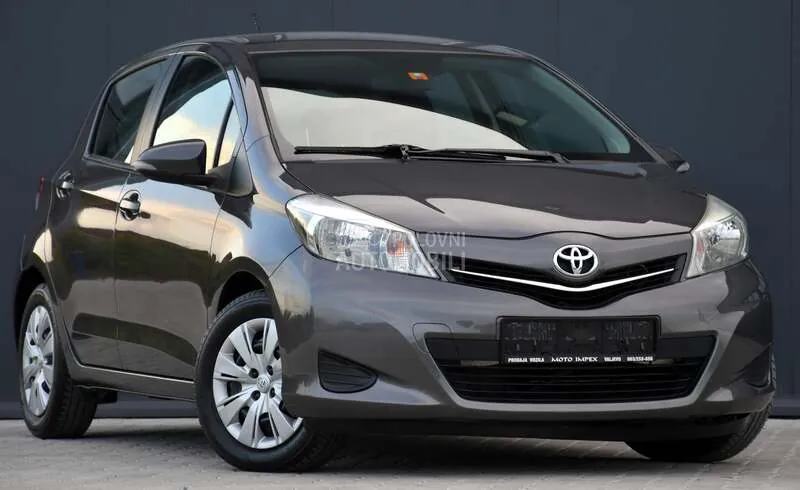 Toyota Yaris 2011 photo 2