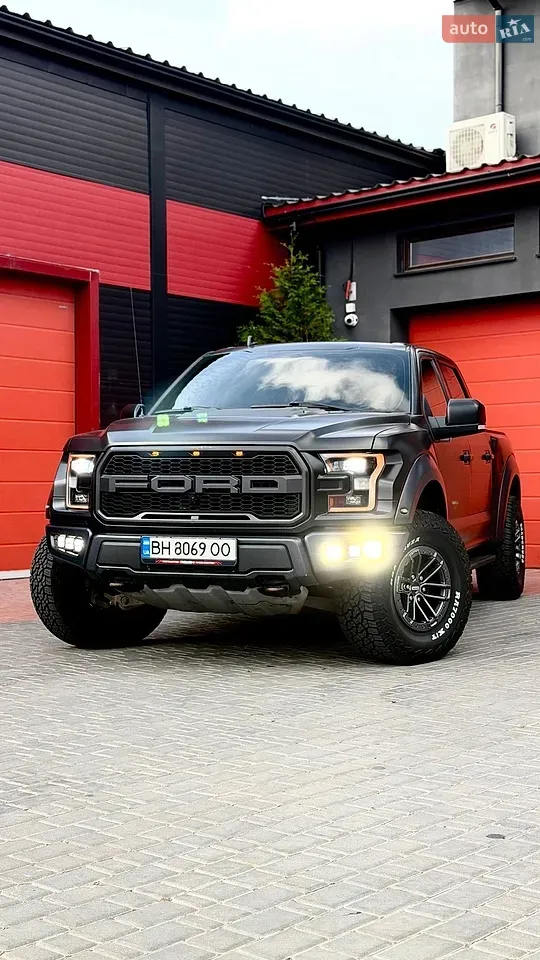 Ford F-150 2019 photo 2