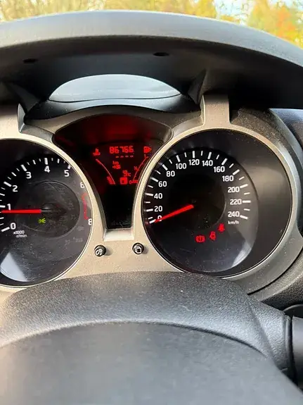 Nissan Juke 2012 photo 5