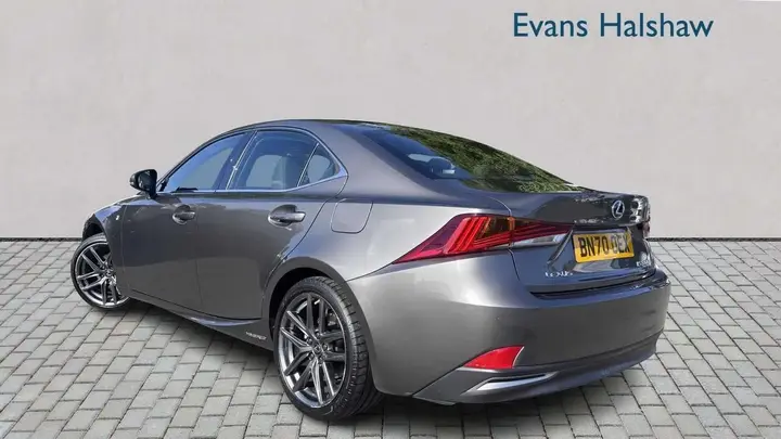 Lexus Is 2020 photo 2
