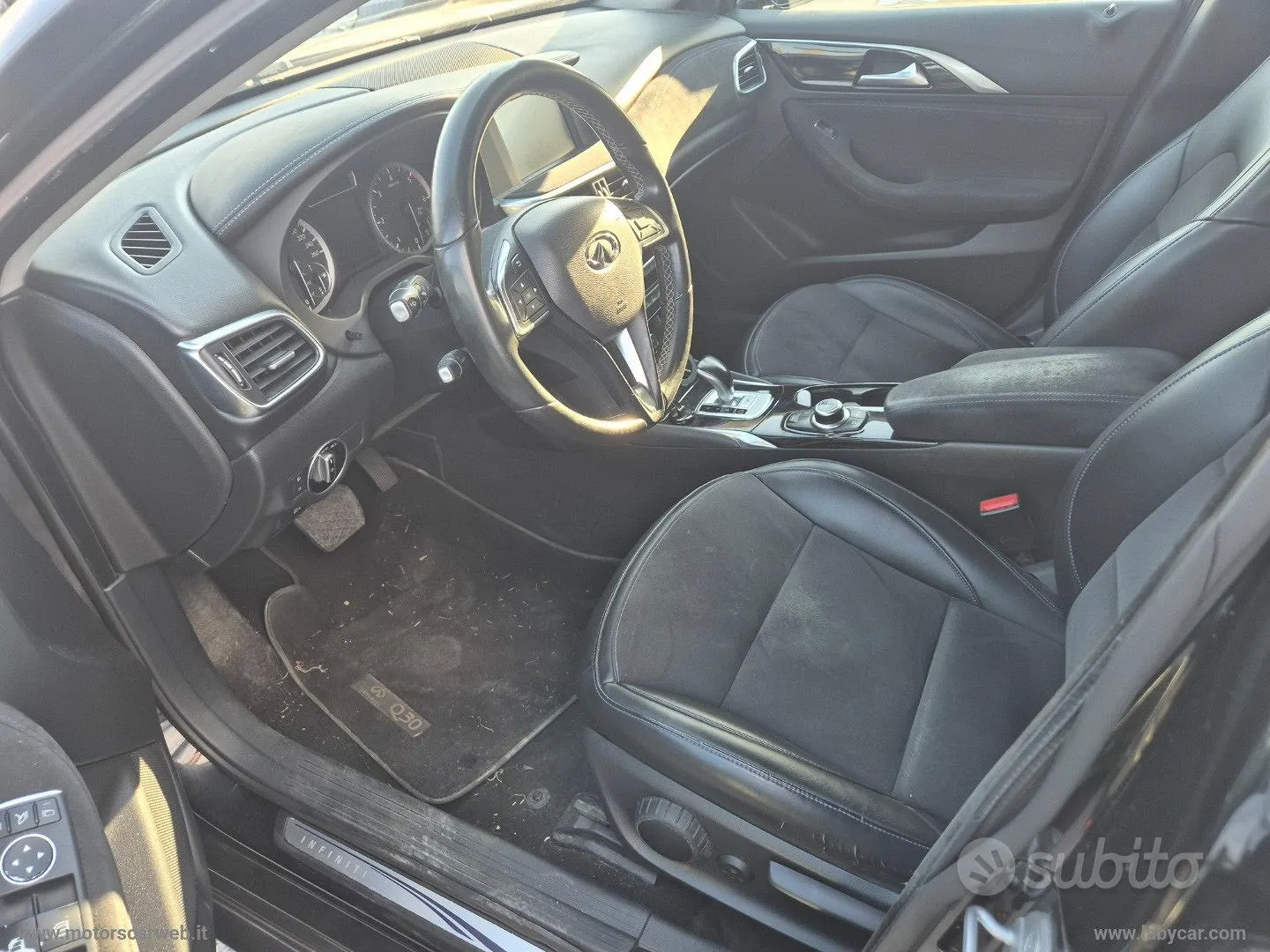 Infiniti Q30 2016 photo 4