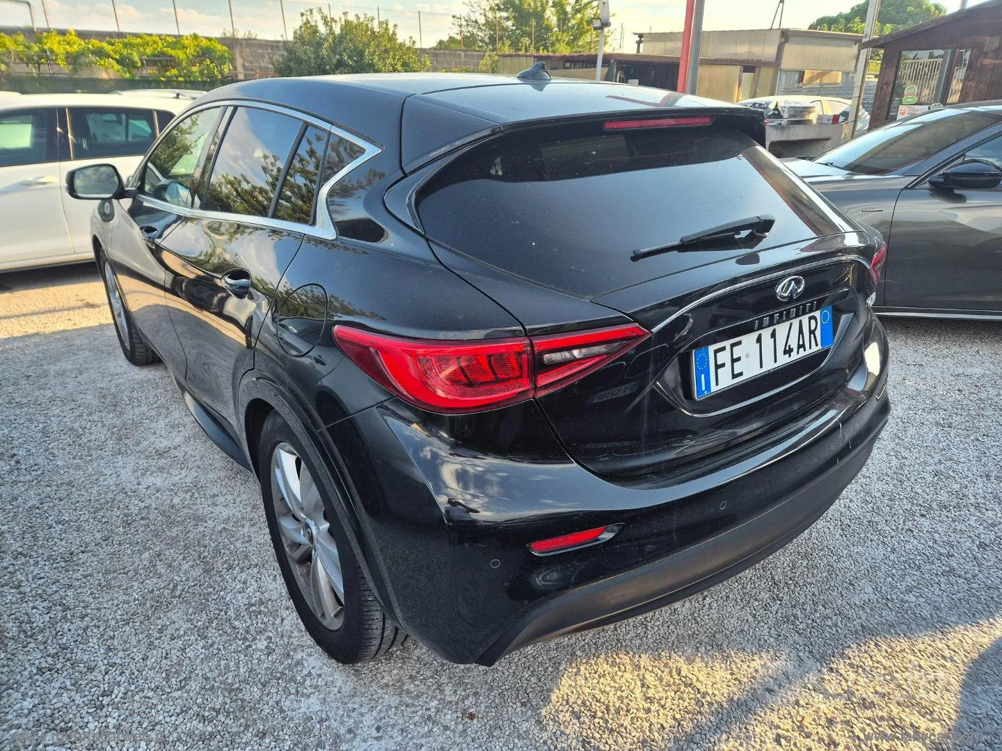 Infiniti Q30 2016 photo 5
