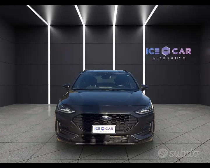 Ford Focus 2023 photo 2