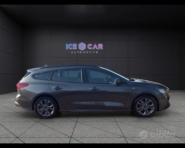 Ford Focus 2023 photo 4