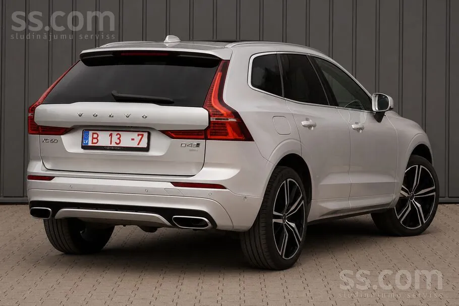Volvo Xc60 2019 photo 2