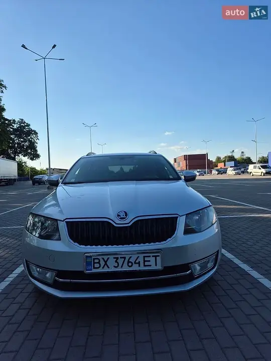 Skoda Octavia 2014 photo 2