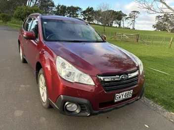 Subaru Outback 2013 photo 2