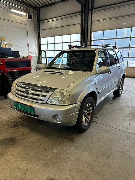 Suzuki Xl7