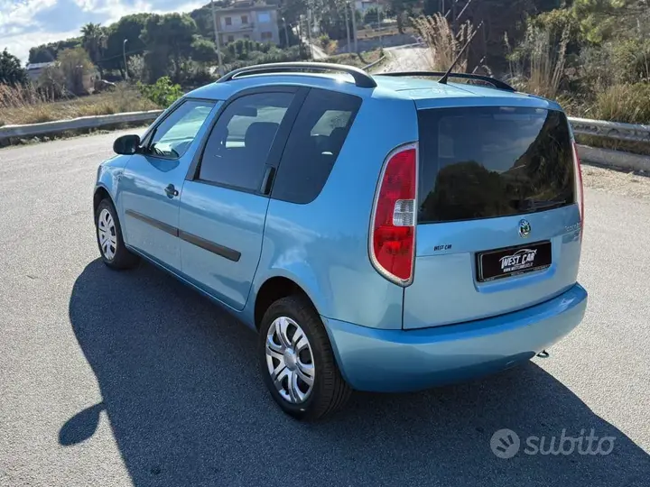 Skoda Roomster 2012 photo 5