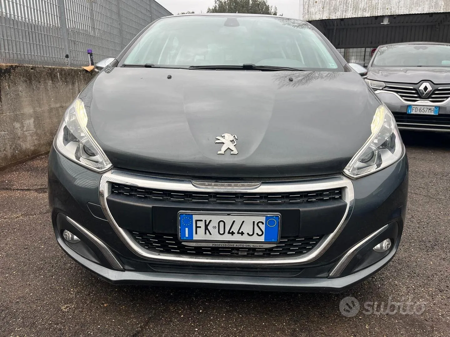 Peugeot 208 2017 photo 2