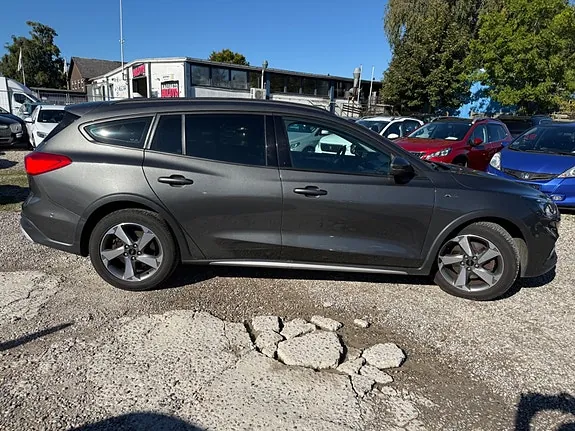 Ford Focus 2019 photo 4