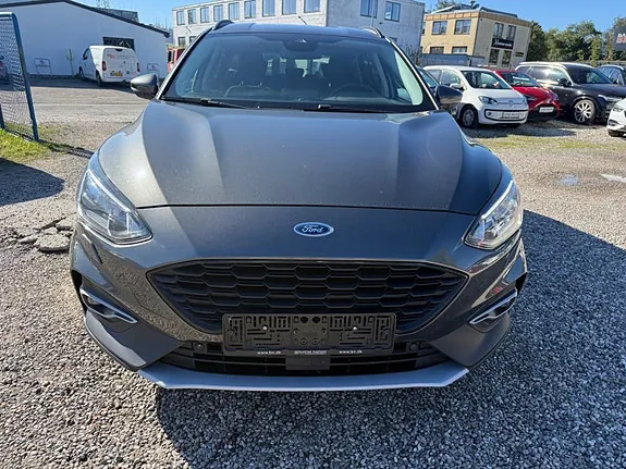 Ford Focus 2019 photo 2