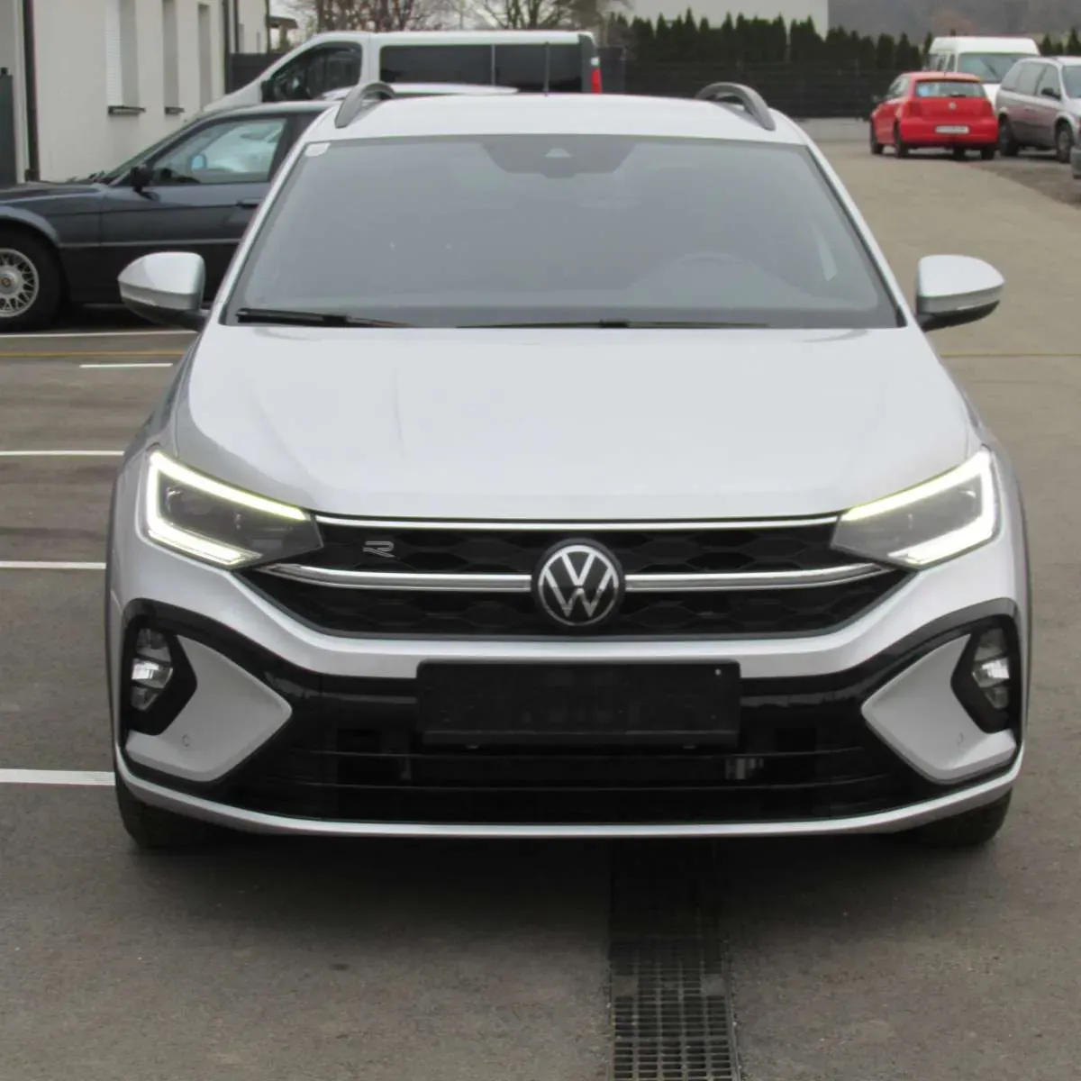 Volkswagen Taigo 2023 photo 2